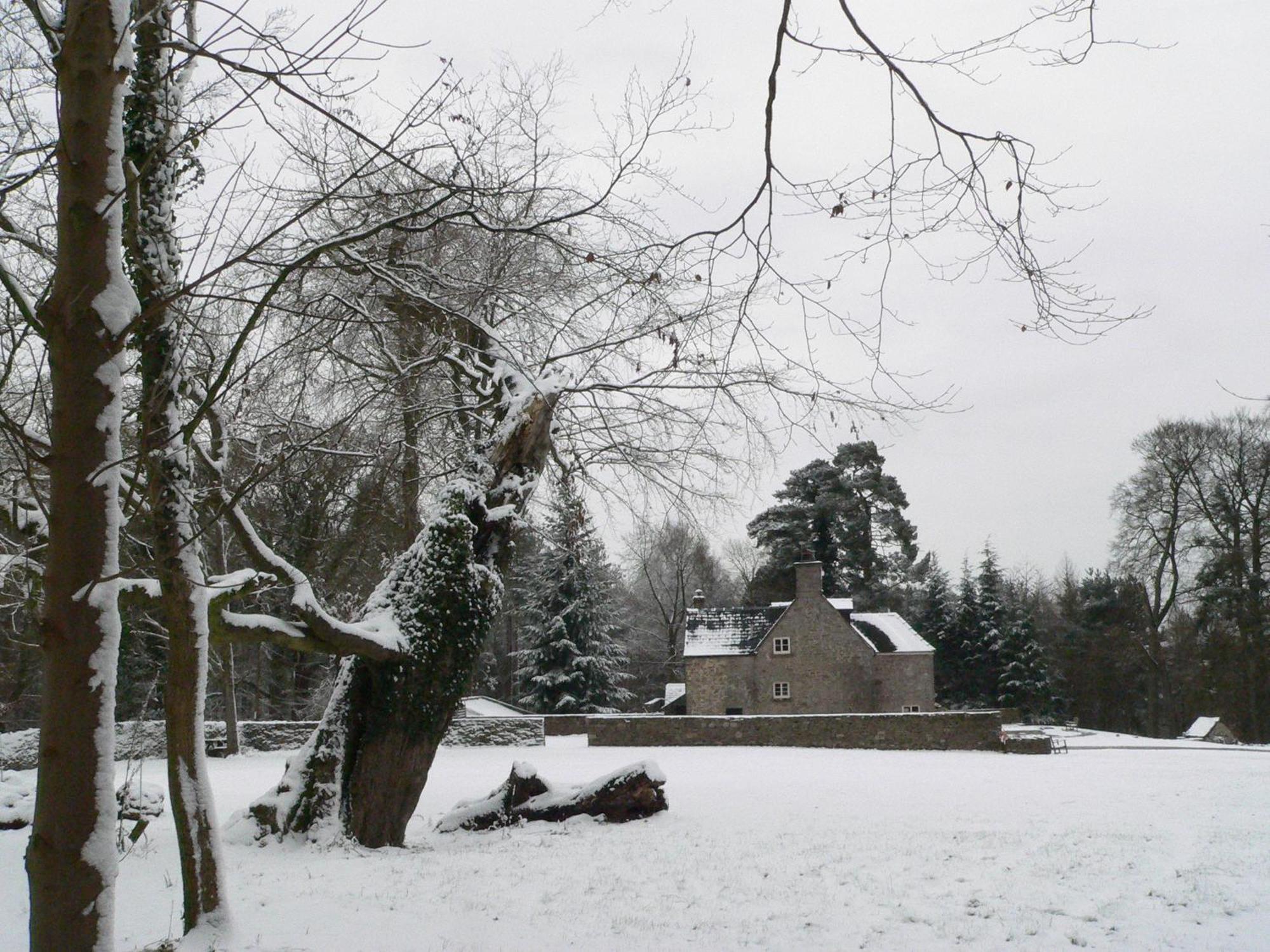 Danby Lodge Lydney Exterior photo