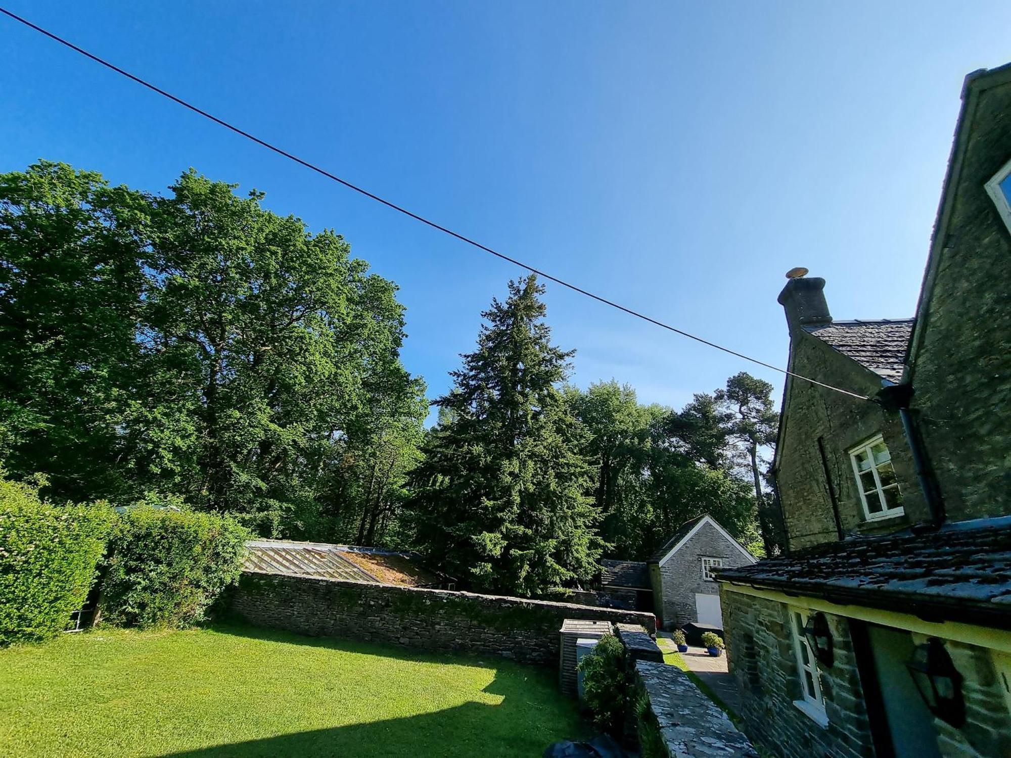 Danby Lodge Lydney Exterior photo
